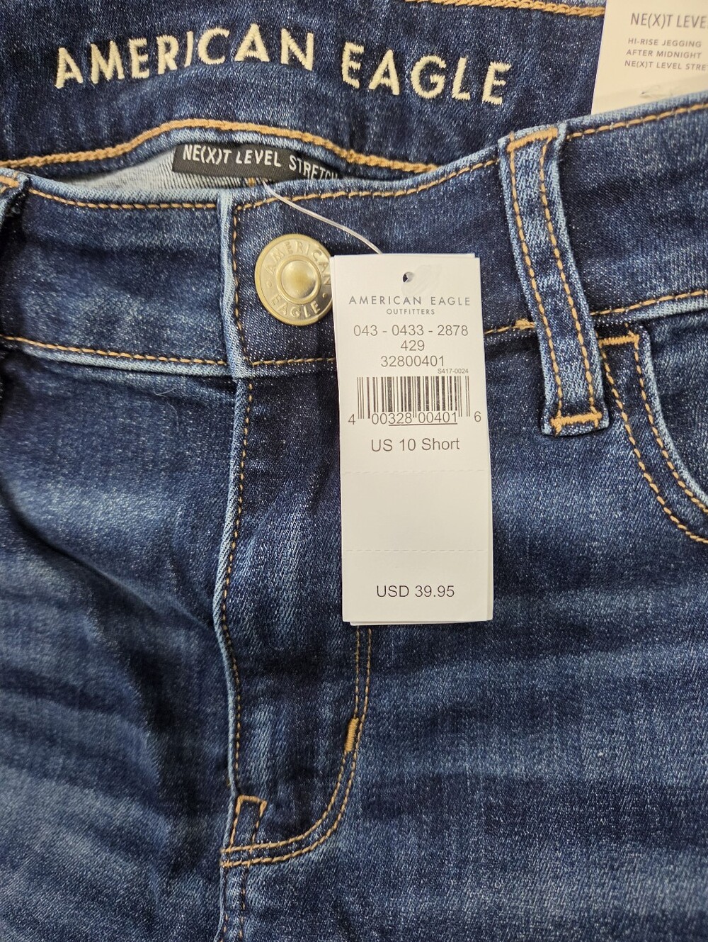 American Eagle Women’s Mid-Dark Blue Straight Leg Jeans - Picture 6 of 6